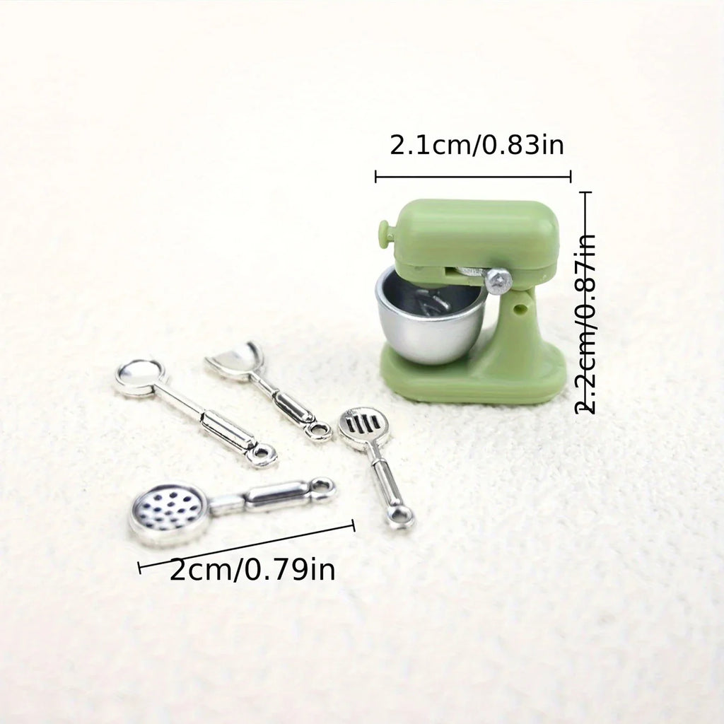 1 set of Christmas decoration miniature kitchen scene blender set, collectible for miniature enthusiasts.photography props